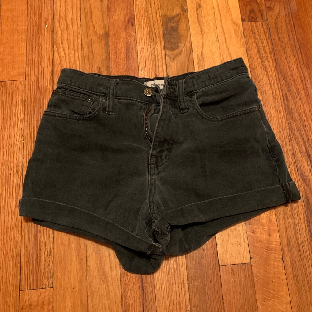 Super Cute Black High Rise Denim Shorts